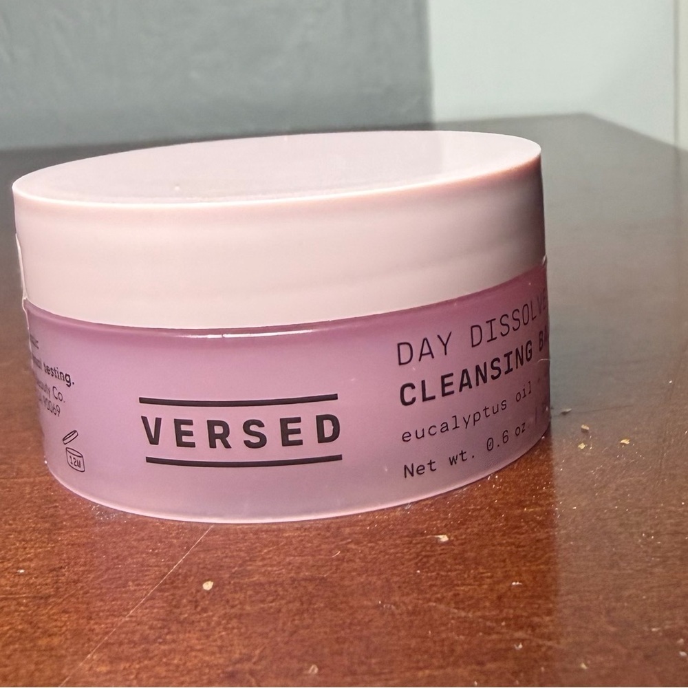 NEW Versed Day Dissolve Cleansing Balm. Eucalyptus & Vitamin E